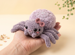 Spider Crochet Pattern – Bitsy the Web Spinner