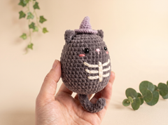 Halloween Cat Crochet Pattern – Sable, Rusty & Webster