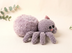 Spider Crochet Pattern – Bitsy the Web Spinner