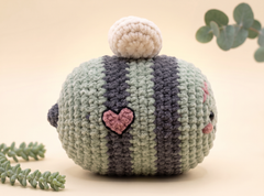 Zombie Bee Crochet Pattern – Amigurumi Plush