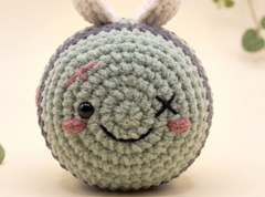 Zombie Bee Crochet Pattern – Amigurumi Plush